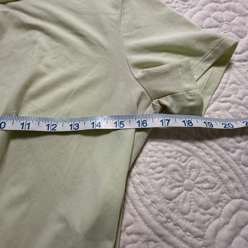 Nike Dri-FIT Twist Front Crop Top WMS S Pale Lime Green Short Sleeve Shirt - Picture 4 of 7